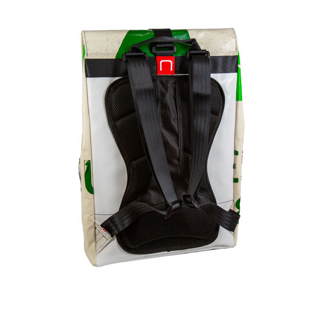 URBAN (30L) - sac à dos en bâches de camion recyclées - Swiss made -