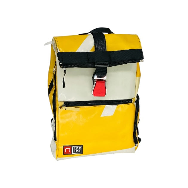 sac à dos nine june swiss nomad  made bâche de camion recyclée