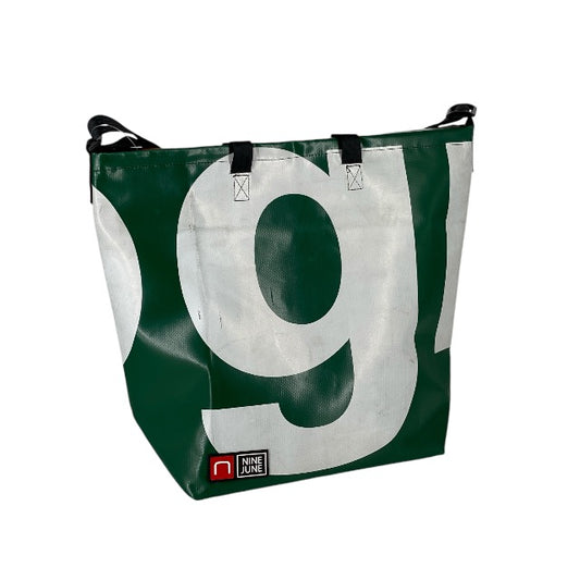 nine June, bâches, camion, suisse made, recyclage, upcycling, shopper, sac, tote bag, sac à dos, backpack,backpacks. lausanne sports, ls, cabas, sac à commissions. Lacanau pro.foire du valais.