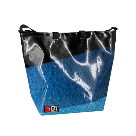 nine June, bâches, camion, suisse made, recyclage, upcycling, shopper, sac, tote bag, sac à dos, backpack,backpacks.