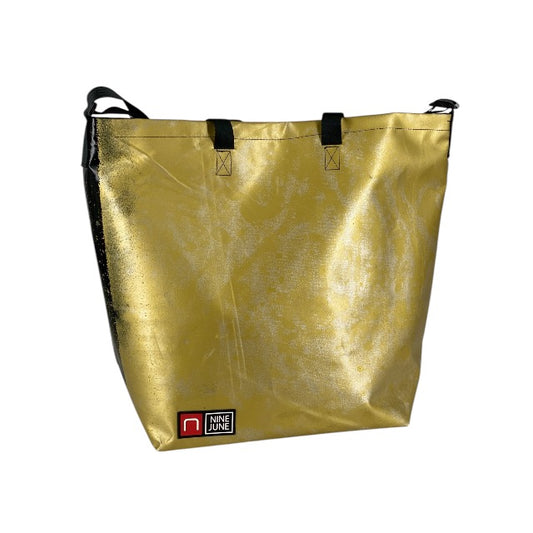 nine June, bâches, camion, suisse made, recyclage, upcycling, shopper, sac, tote bag, sac à dos, backpack,backpacks.
