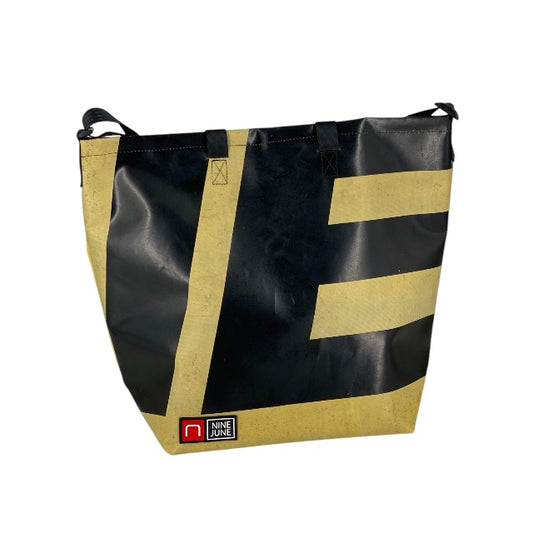 nine June, bâches, camion, suisse made, recyclage, upcycling, shopper, sac, tote bag,