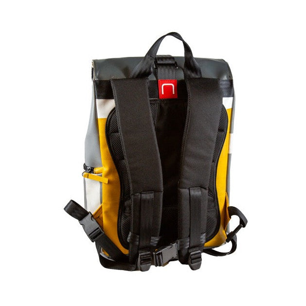 sac à dos nine june swiss made bâche de camion recyclée nomad 25 litres