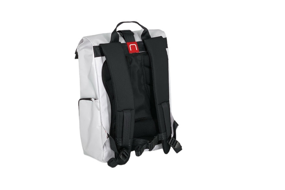 sac à dos nine june swiss made bâche de camion recyclée nomad 25 litr
