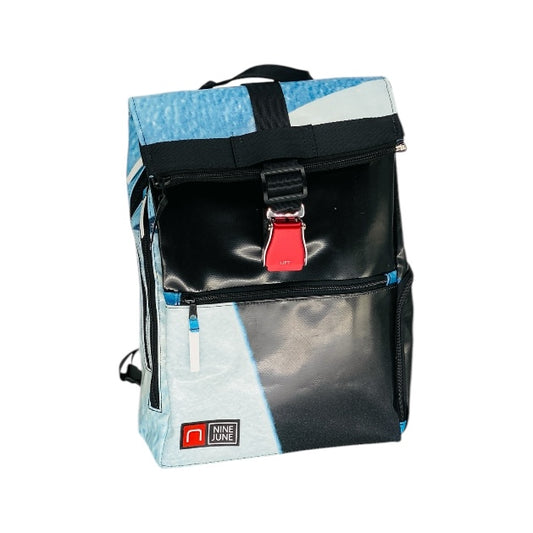 sac à dos nine june swiss made bâche de camion recyclée nomad 25 litres.swiss made, recycling, upcycling, tructarpaunlin, backpack, adventurer
