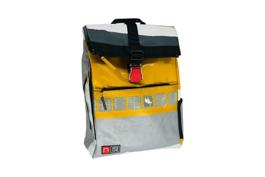 sac à dos nine june swiss made bâche de camion recyclée nomad 25 litres.swiss made, recycling, upcycling, tructarpaunlin, backpack, adventurer