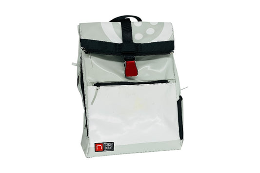 sac à dos nine june swiss made bâche de camion recyclée nomad 25 litres.swiss made, recycling, upcycling, tructarpaunlin, backpack, adventurer