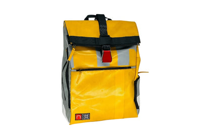 sac à dos nine june swiss made bâche de camion recyclée nomad 25 litres.swiss made, recycling, upcycling, tructarpaunlin, backpack, adventurer