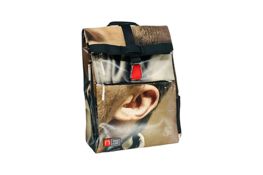 sac à dos nine june swiss made bâche de camion recyclée nomad 25 litres.swiss made, recycling, upcycling, tructarpaunlin, backpack, adventurer