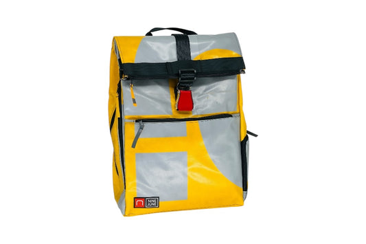 sac à dos nine june swiss made bâche de camion recyclée nomad 25 litres.swiss made, recycling, upcycling, tructarpaunlin, backpack, adventurer