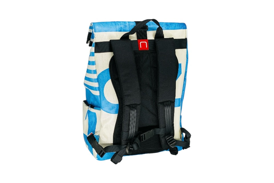 sac à dos nine june swiss made bâche de camion recyclée nomad 25 litres.swiss made, recycling, upcycling, tructarpaunlin, backpack, adventurer