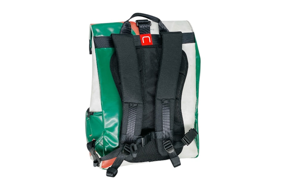 sac à dos nine june swiss made bâche de camion recyclée nomad 25 litres.swiss made, recycling, upcycling, tructarpaunlin, backpack, adventurer