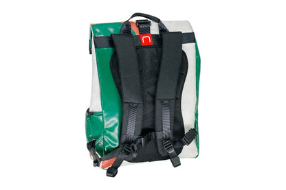 sac à dos nine june swiss made bâche de camion recyclée nomad 25 litres.swiss made, recycling, upcycling, tructarpaunlin, backpack, adventurer