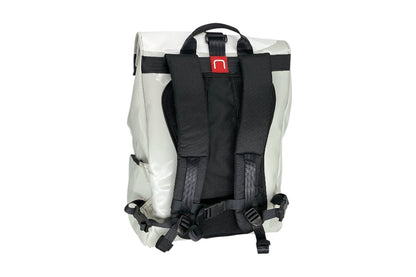 sac à dos nine june swiss made bâche de camion recyclée nomad 25 litres.swiss made, recycling, upcycling, tructarpaunlin, backpack, adventurer