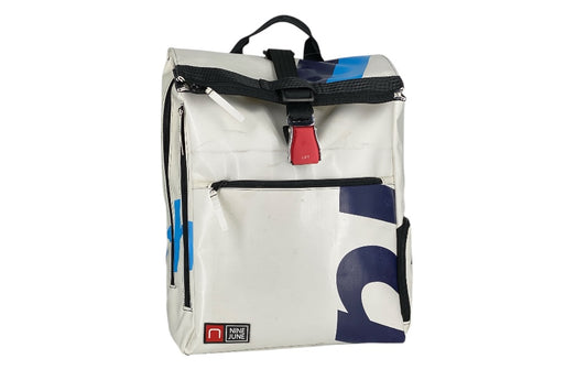 sac à dos nine june swiss made bâche de camion recyclée nomad 25 litres.swiss made, recycling, upcycling, tructarpaunlin, backpack, adventurer